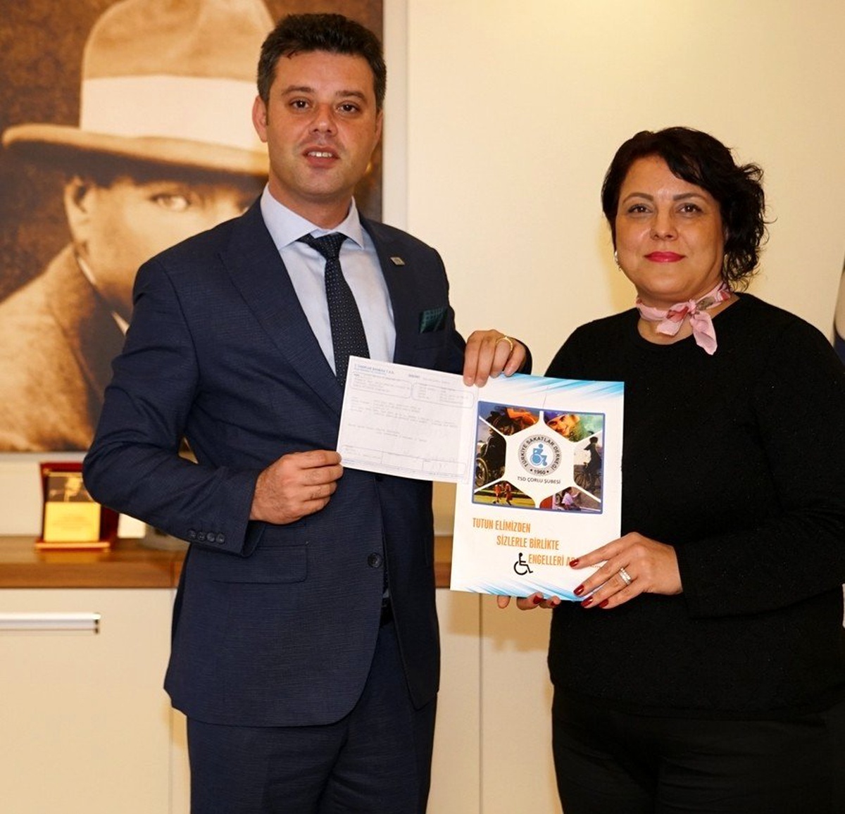 Çorlu Atatürk Evine anlamlı bağış