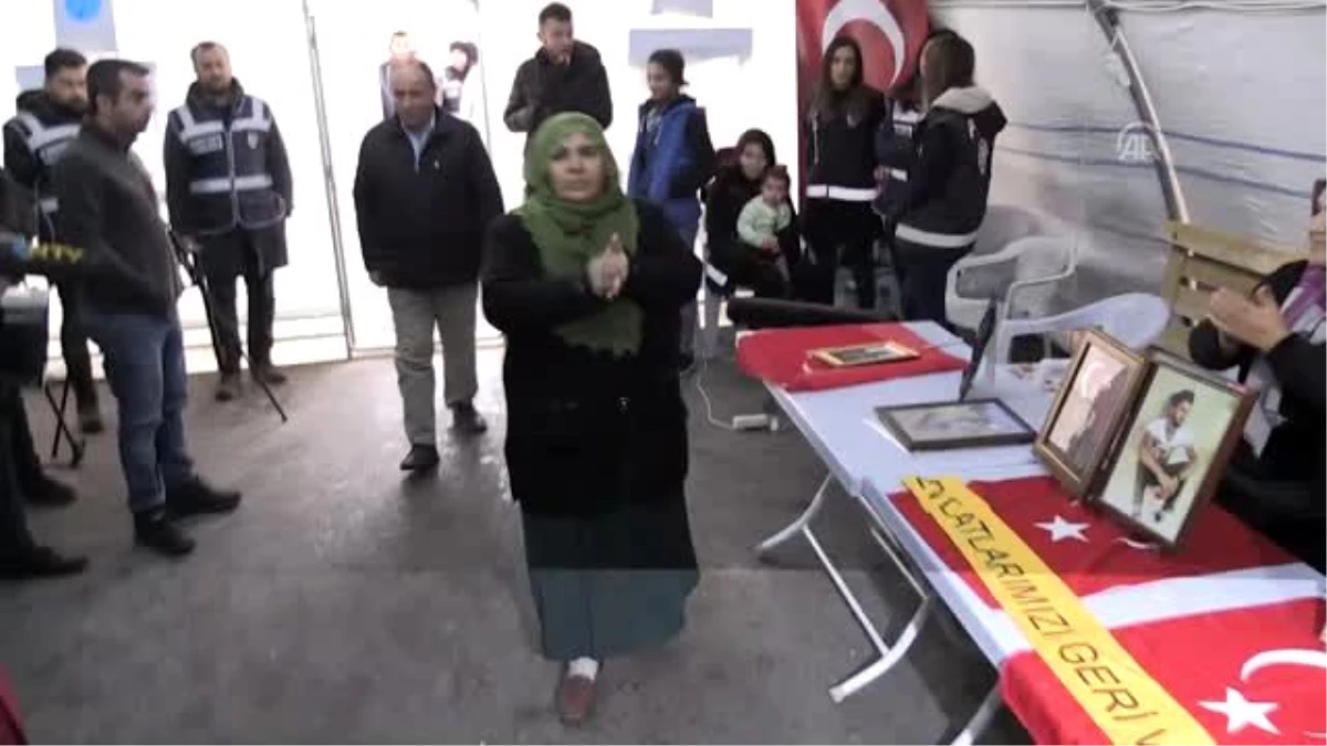 Diyarbakır annelerinden Hüsniye Kaya\'nın kızı PKK\'nın elinden kurtarıldı