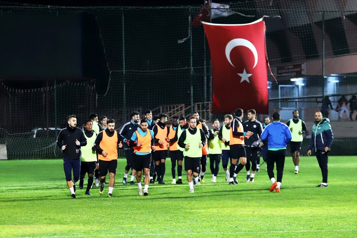 Ekol Göz Menemenspor\'da hedef ikinciliği korumak
