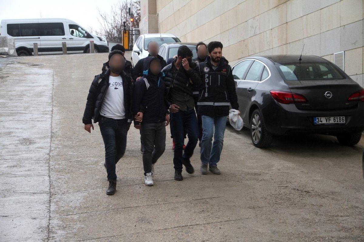 Elazığ\'da uyuşturucu operasyonu: 4 tutuklama