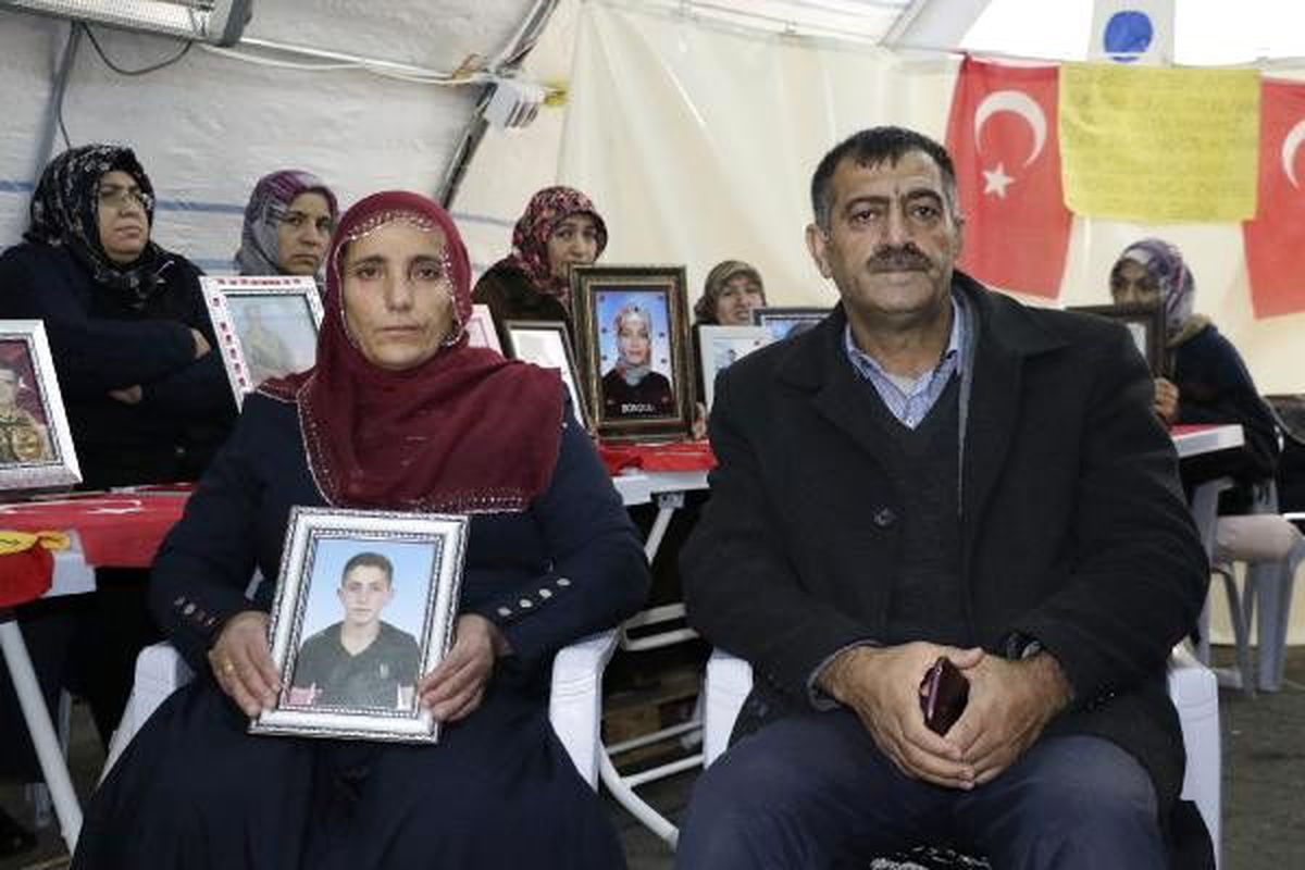 HDP önündeki eylemde 115\'inci gün; aile sayısı 62 oldu (2)