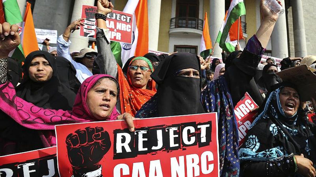 Hindistan\'da Müslümanları dışlayan vatandaşlık yasasını protesto edenlere milyonluk tazminat mektubu