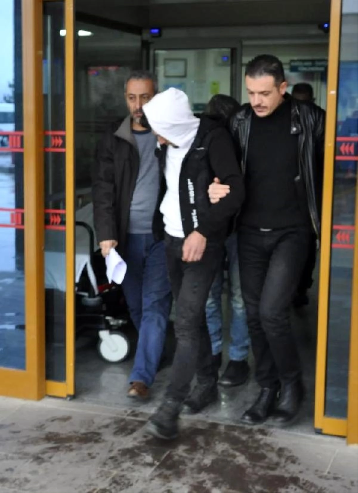 Konya\'da uyuşturucu operasyonu: 3 tutuklama