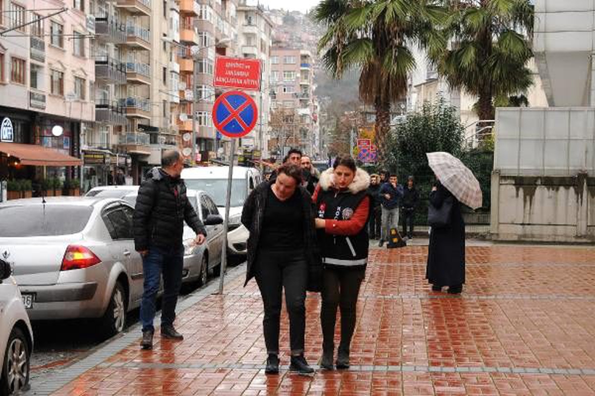 Masaj salonuna fuhuş baskını: 3 gözaltı