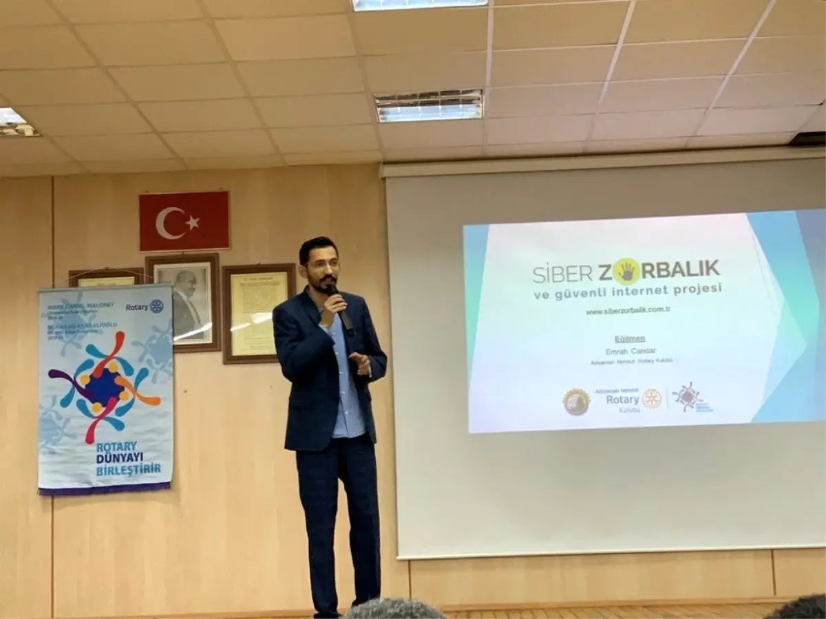 Öğrencilere "Siber Zorbalık" eğitimi