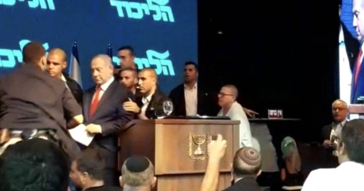 Roket sirenleri çaldı, Netanyahu sığınağa indi