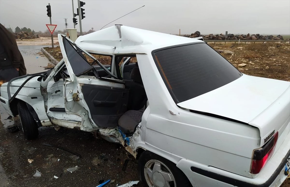 Şanlıurfa\'da trafik kazaları: 9 yaralı