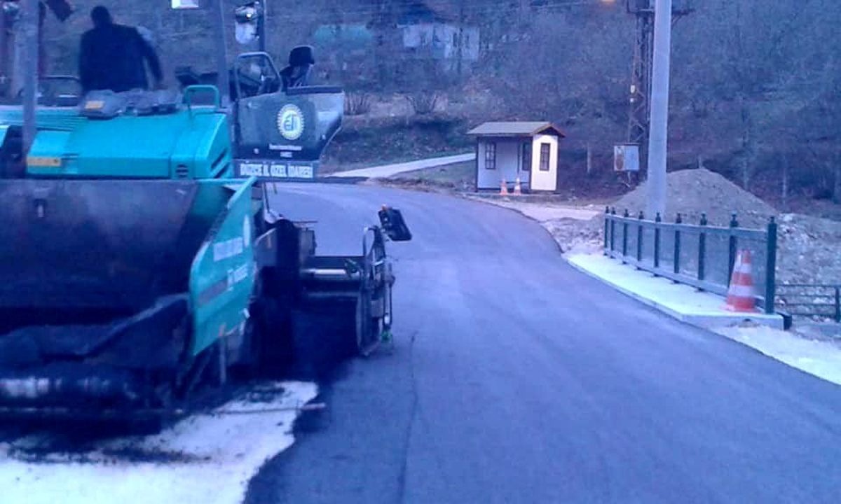 Selde tahrip olan yollar asfaltlandı
