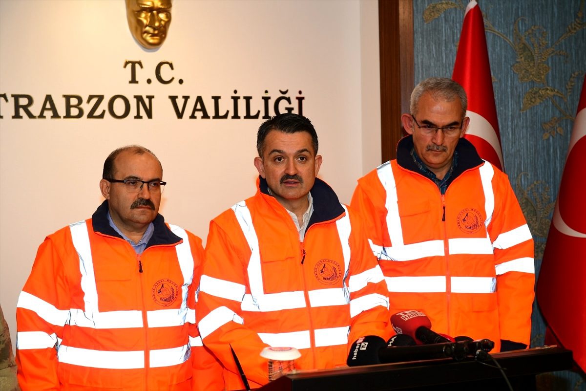 Tarım ve Orman Bakanı Pakdemirli: "Tüm yangınlarımız kontrol altına alındı"