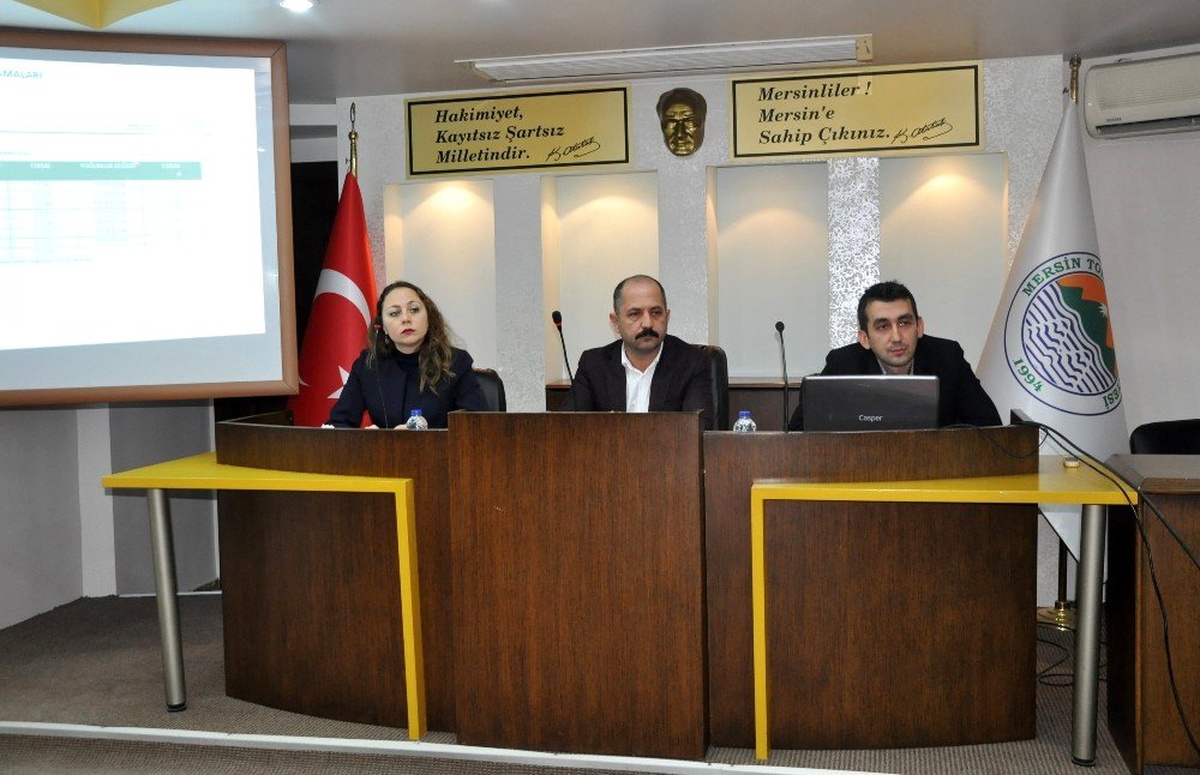 Toroslar\'da \'Uygulama İmar Planı\' masaya yatırıldı
