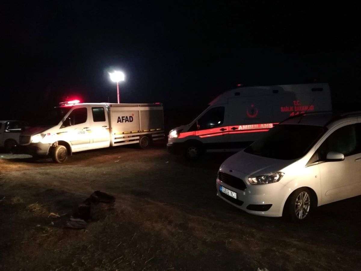 Van Gölü\'nde tekne battı: 7 ölü, 64 yaralı