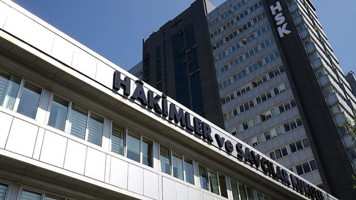 18 hakim ve savcı açığa alındı