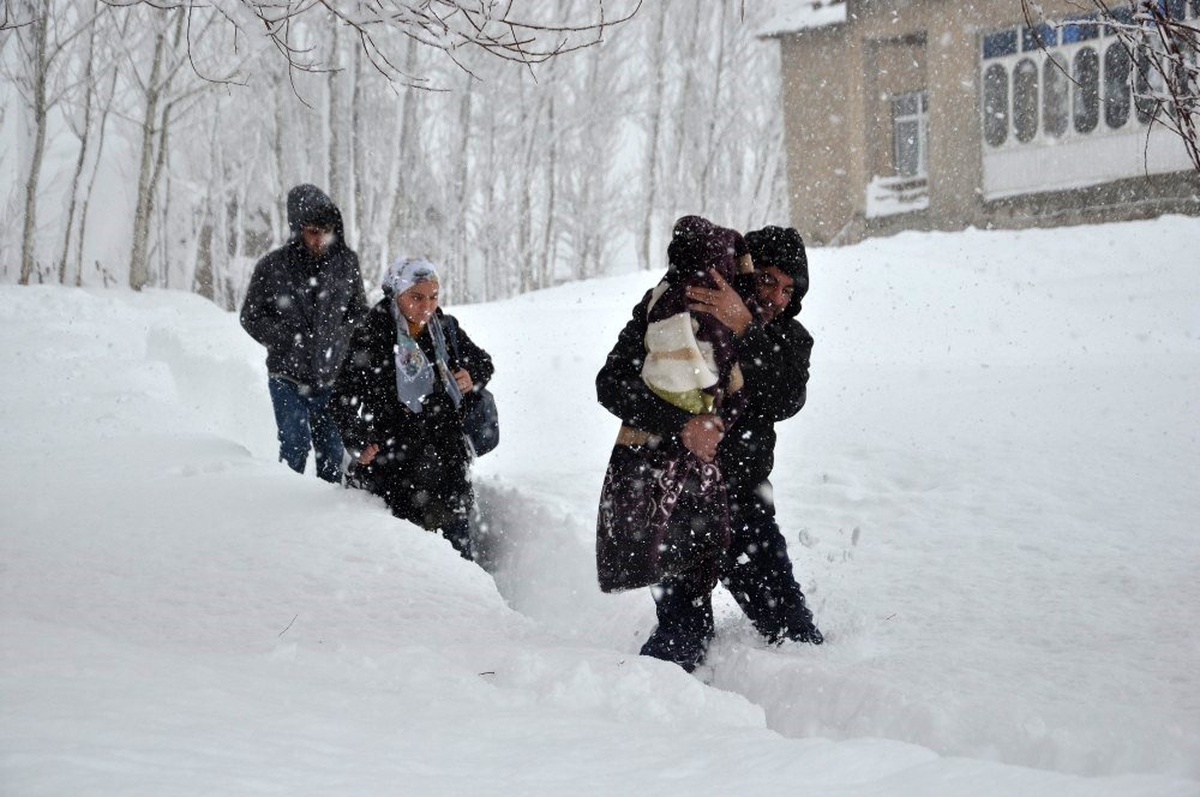 Ateşi çıkan kardeşler için seferberlik