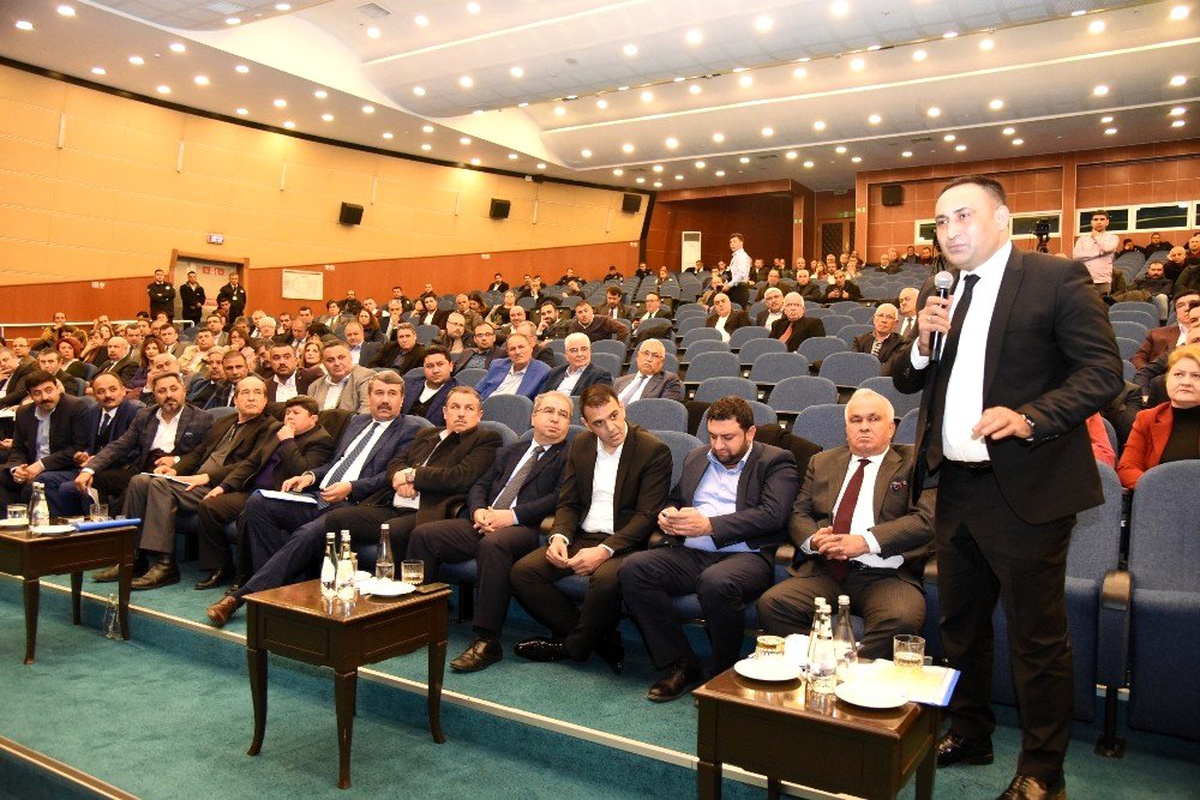 Başkan Yılmaz\'dan, Seçer\'in sert çıkışına tepki