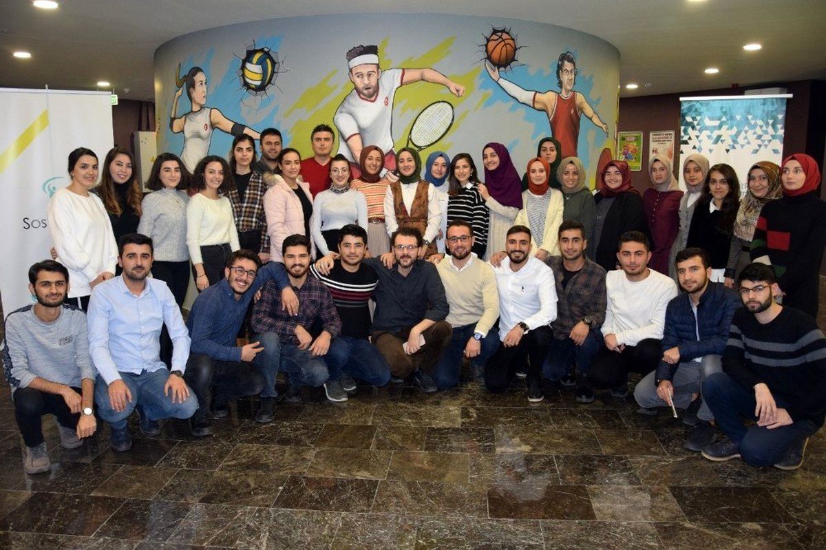 Büyükşehir\'den "Temel Gönüllülük Eğitimi"