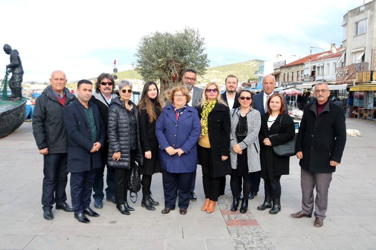 CHP Foça\'nın yeni başkanı göreve başladı