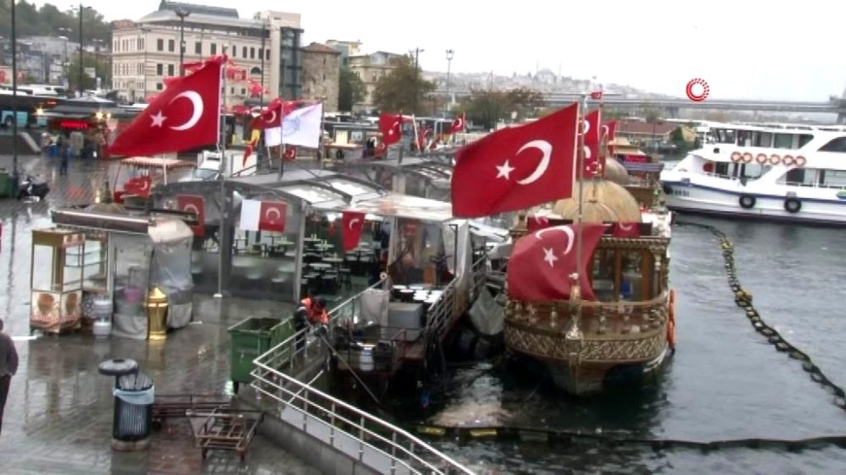Eminönü\'ndeki tarihi balıkçılara ilişkin yeni karar