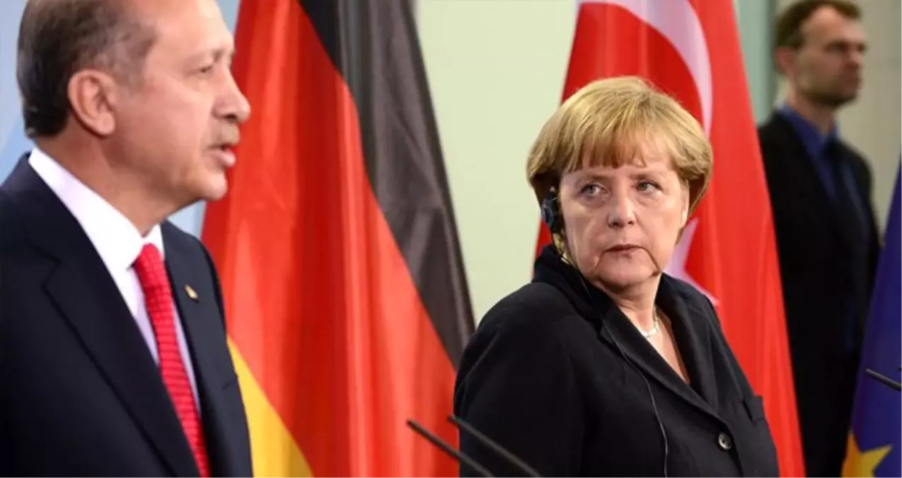 Erdoğan\'ın mültecilerle ilgili sözleri Merkel\'i tedirgin etti! Ocak\'ta Türkiye\'ye geliyor