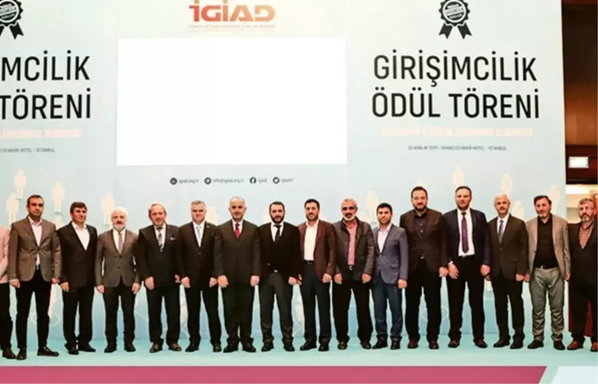 İGİAD Yılın Girişimcisi Ödülü Burhan Koca’nın oldu