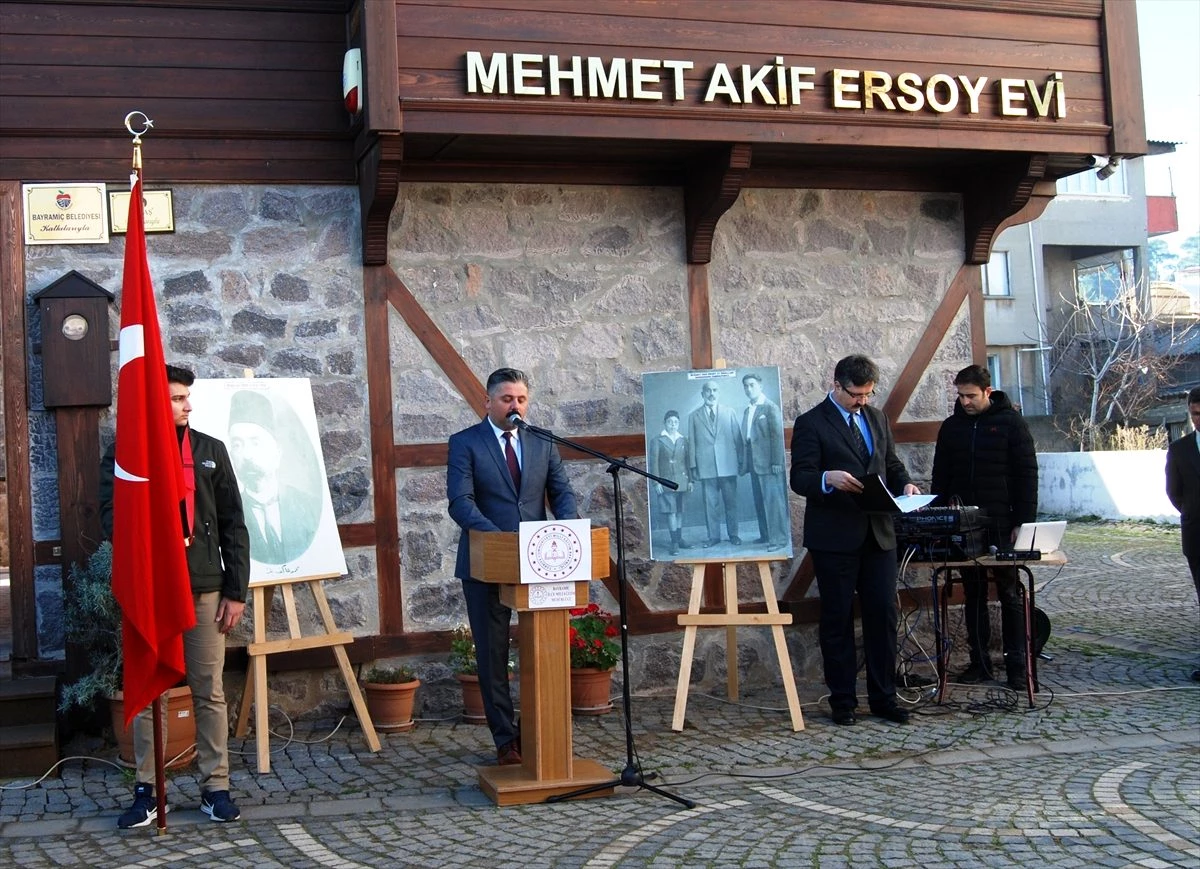 Mehmet Akif Ersoy vefatının 83. yılında Çanakkale\'de anıldı