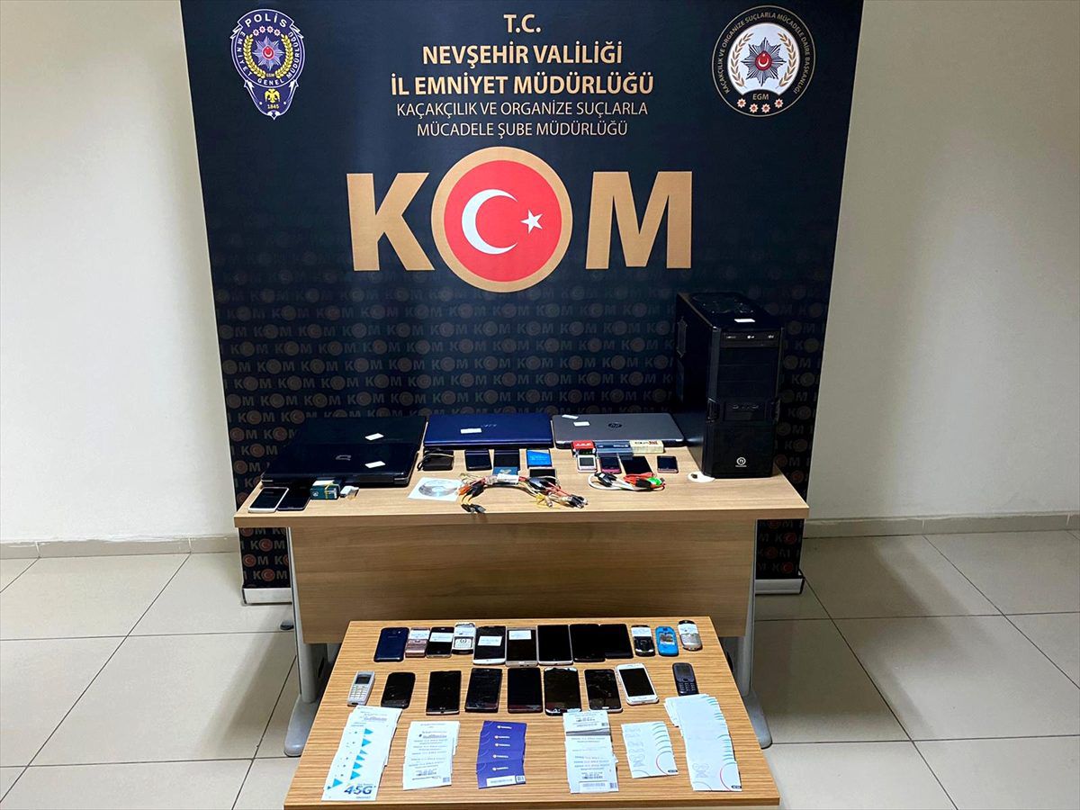 Nevşehir\'de gümrük kaçağı cep telefonu operasyonu düzenlendi