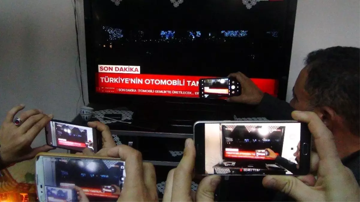 Şanlıurfa\'da vatandaşlar yerli otomobile hayran kaldı