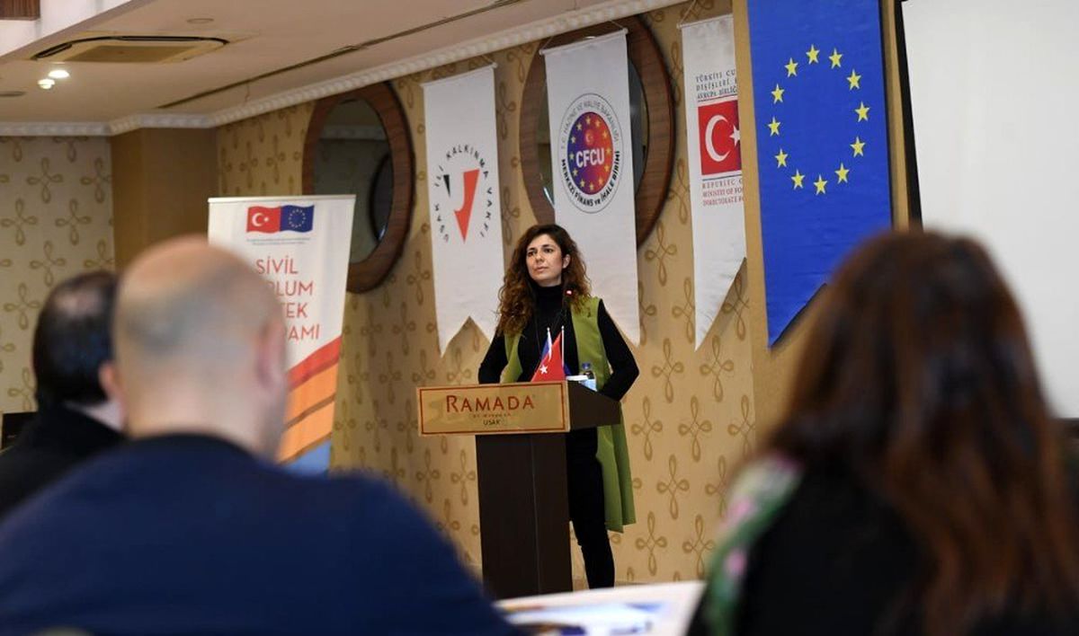 "STK\'lar Sivil Toplum Destek Merkezi ile Güçleniyor"
