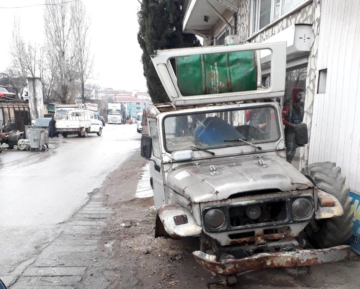 Zabıtadan hurda araçlara denetim