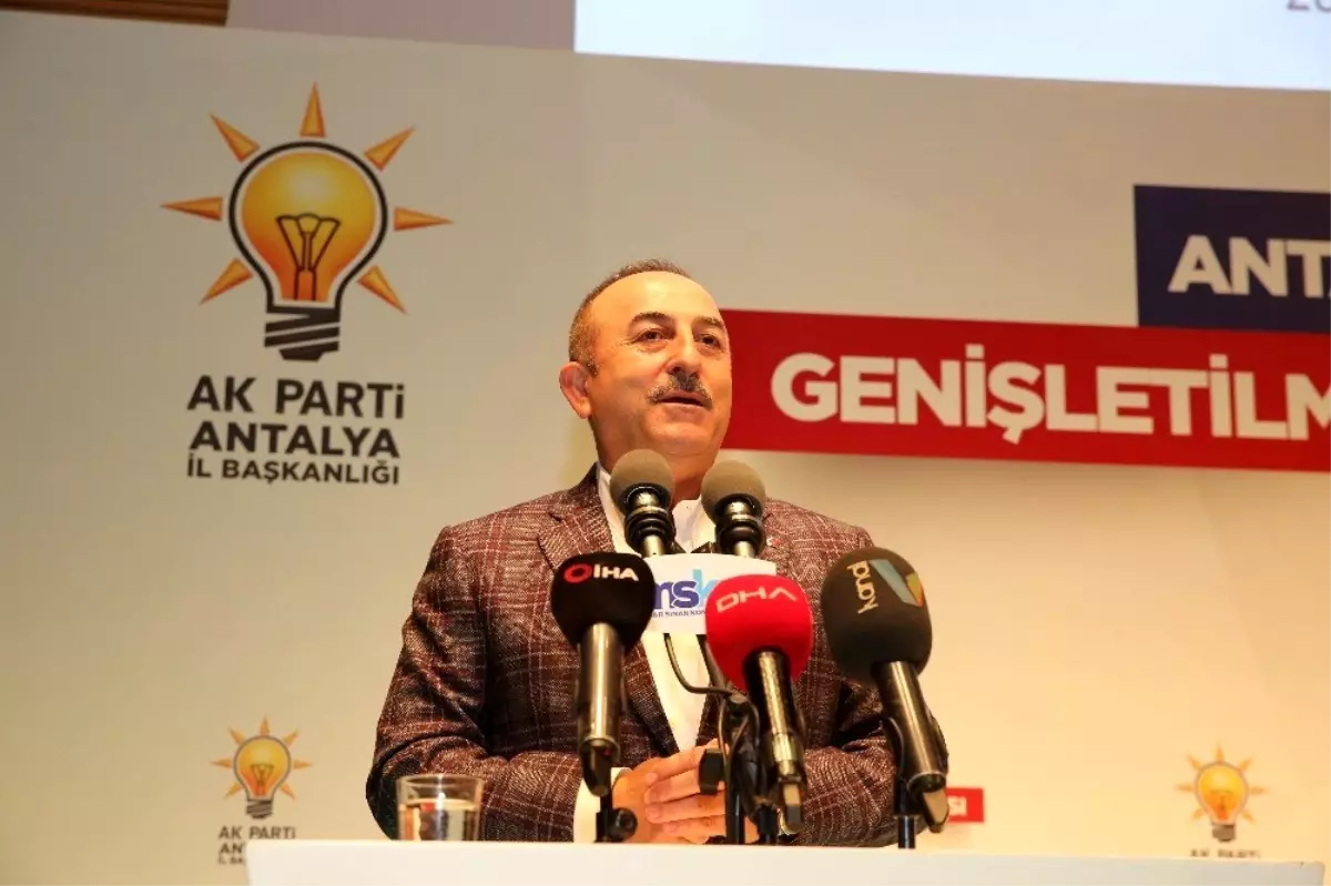 Bakan Çavuşoğlu\'ndan Somali\'deki terör saldırısına ilişkin açıklama (1)