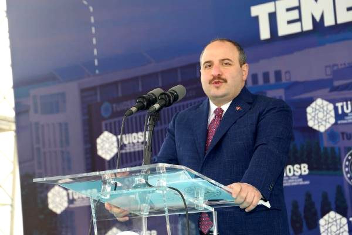 Bakan Varank: Yerli otomobil ile 60 yıllık hayal gerçek oldu