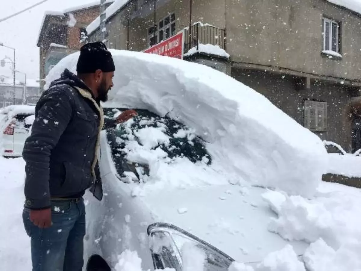 Beytüşşebap\'ta 10 köy yolu kardar kapandı