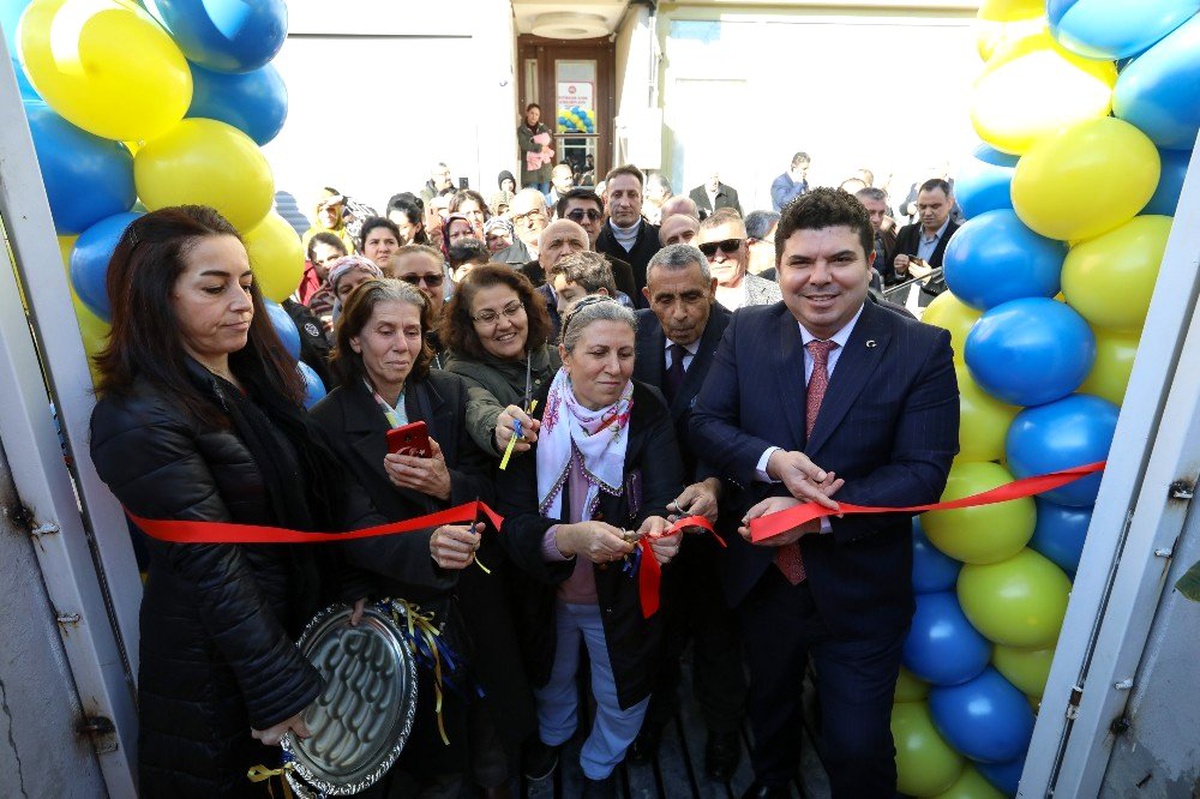 Buca\'nın Pırlanta Merkezleri "10" karat oldu