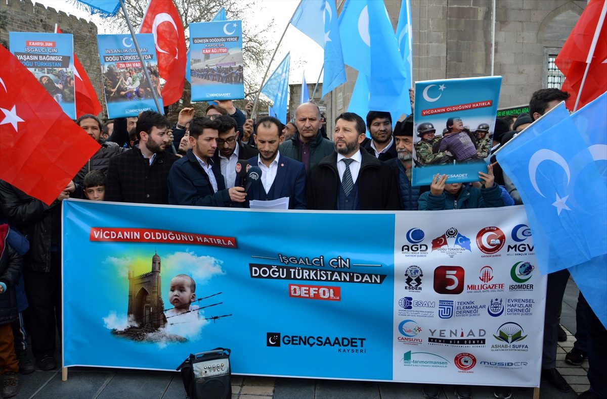 Çin\'in Doğu Türkistan politikaları Kayseri\'de protesto edildi