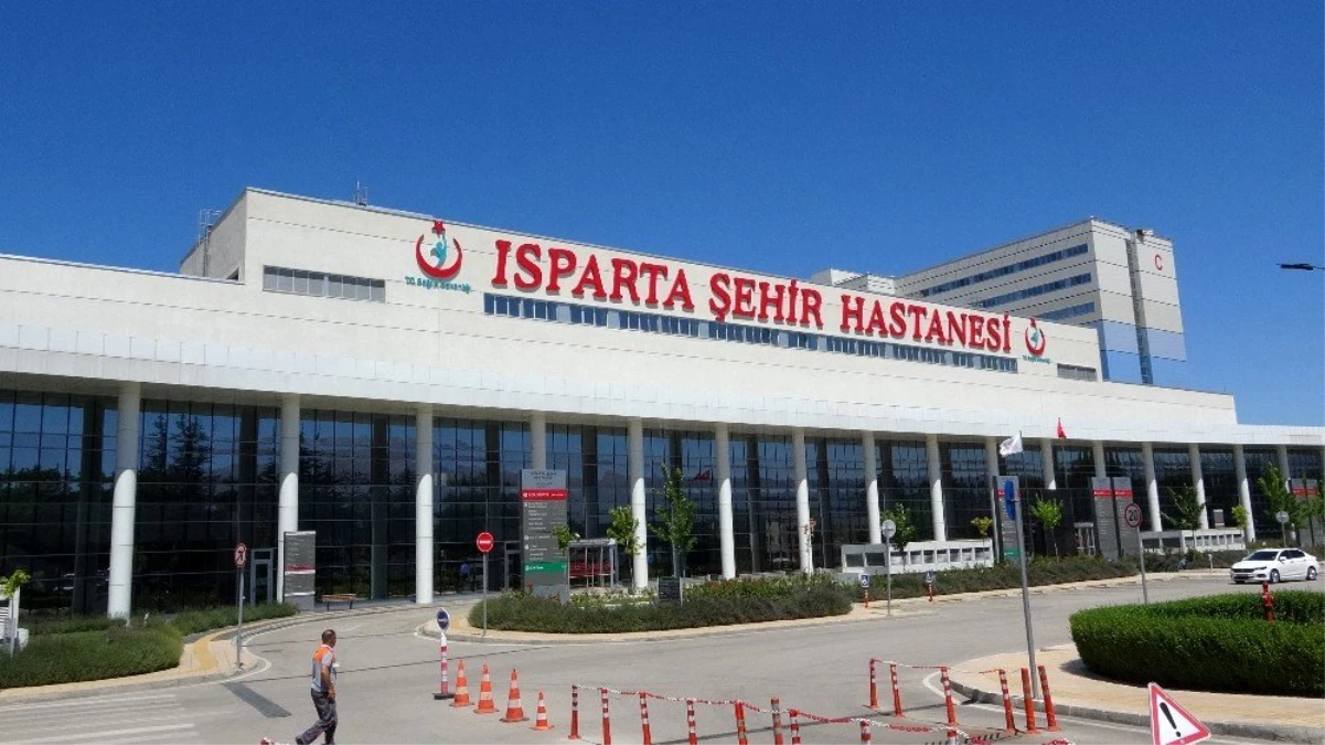 Isparta\'da doktoru darp eden şahıs serbest kaldı