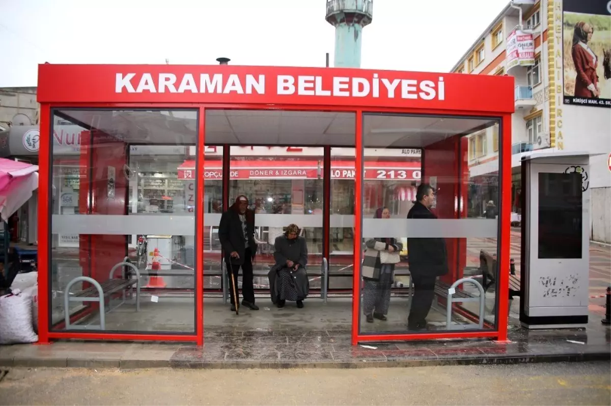 Karaman Belediyesinden kapalı otobüs durağı