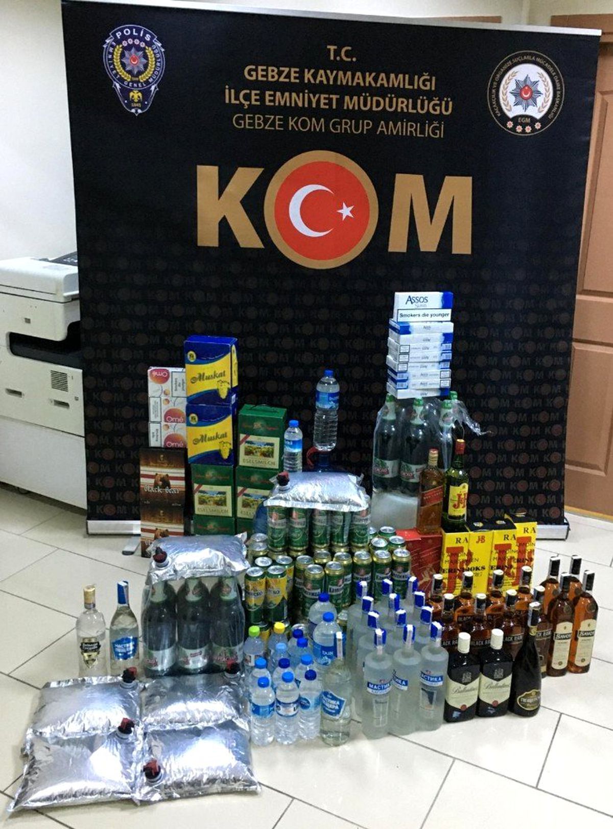 Kocaeli\'de çok miktarda kaçak içki ele geçirildi