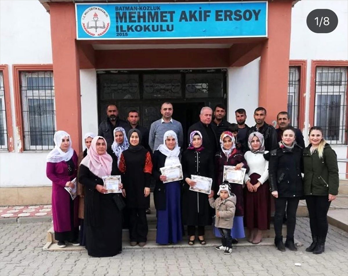 Kozluk\'ta velilere teşekkür belgesi verildi