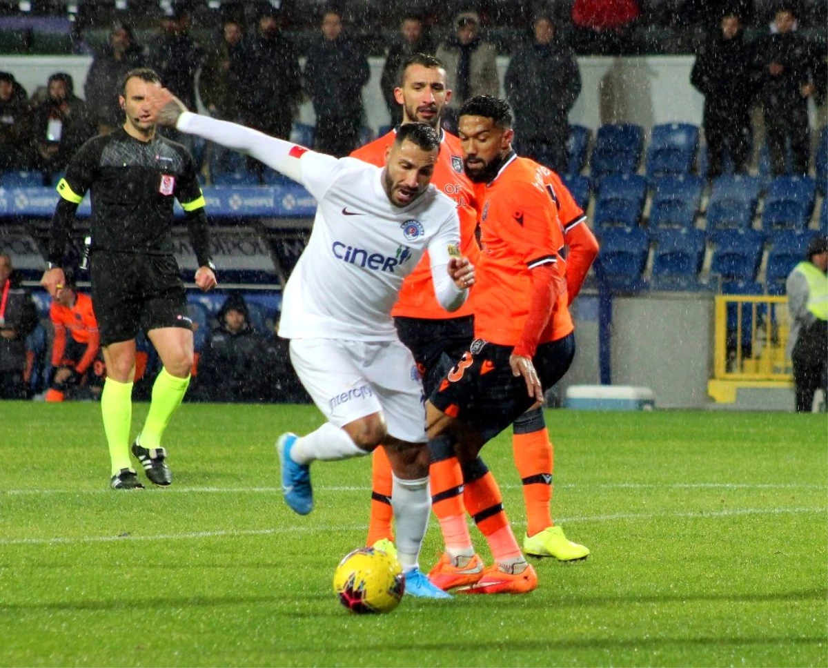 Medipol Başakşehir\'den 5 gollü galibiyet
