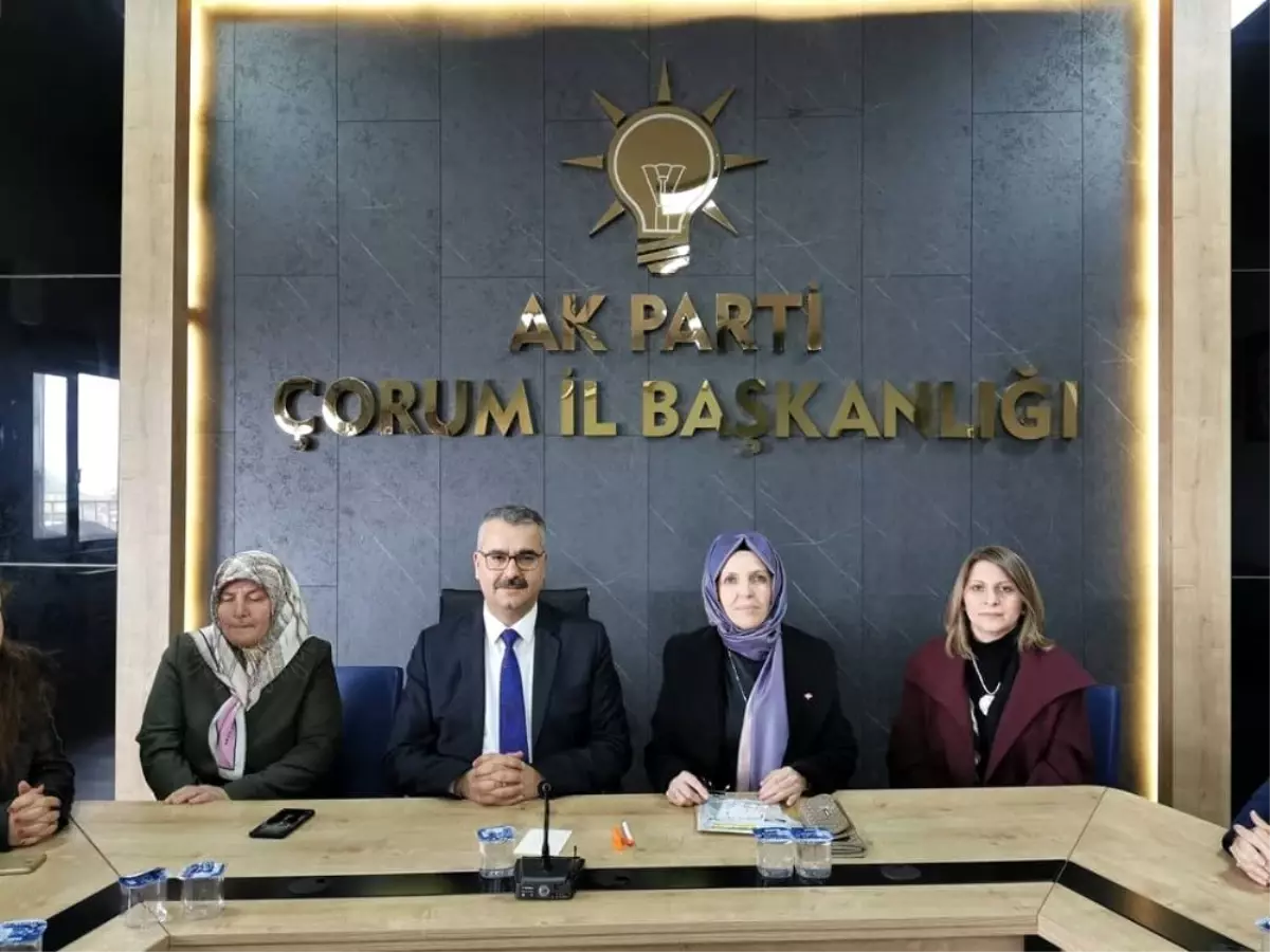 Ahlatcı, AK Partili kadınlarla bir araya geldi