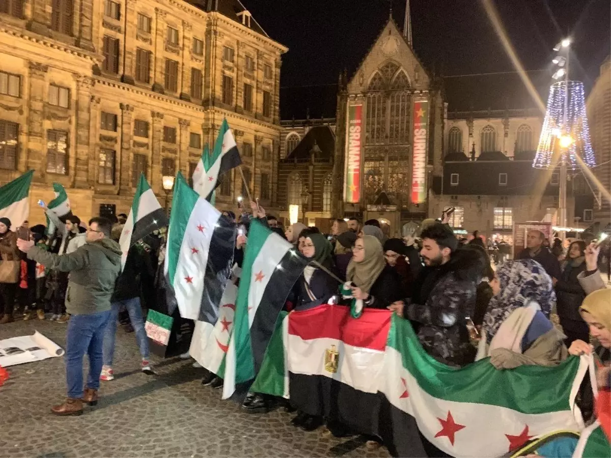 Amsterdam\'da İdlib\'deki saldırılar protesto edildi