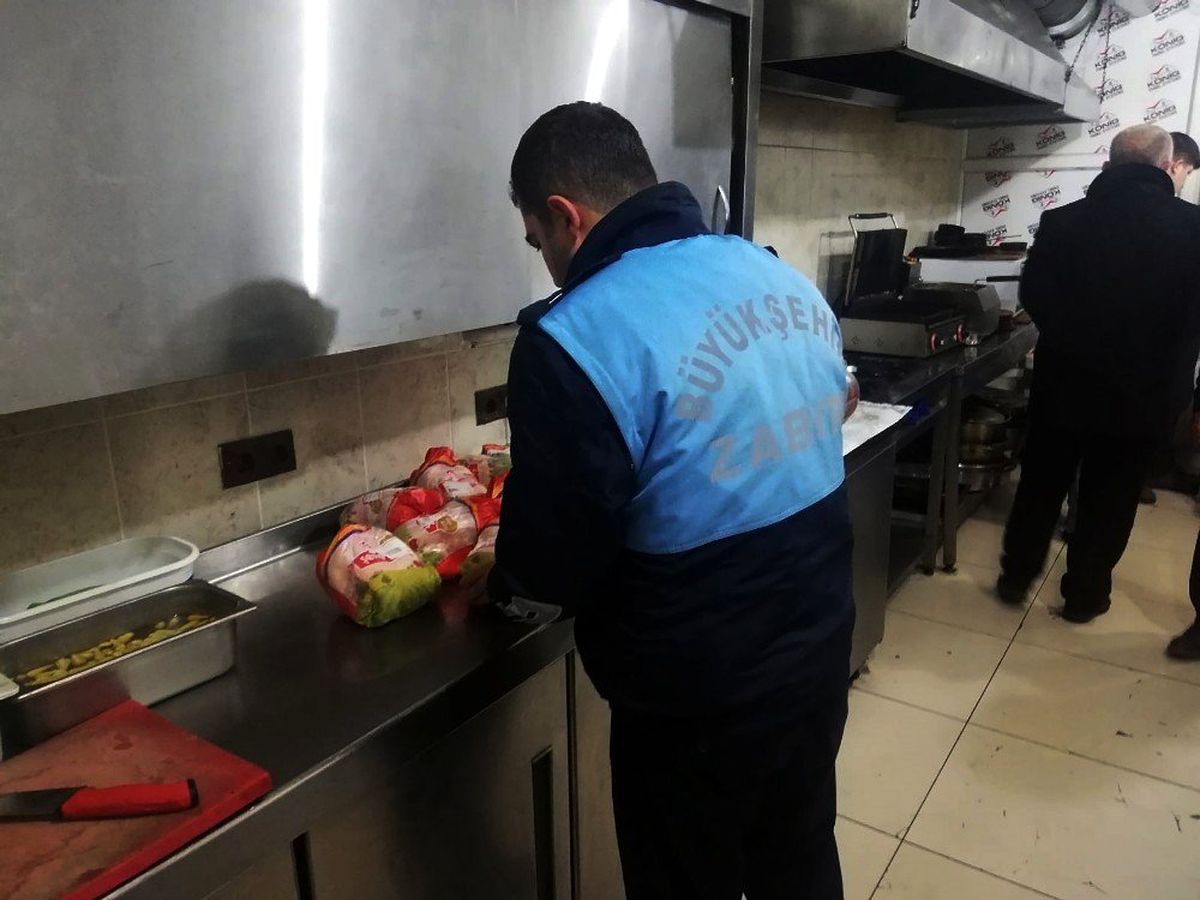 Büyükşehir Belediyesi yeni yıl öncesi denetimlerini sıklaştırdı