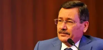 Melih Gökçek'ten dikkat çeken Emin Çölaşan paylaşımı: Sevinmedim, hatta üzüldüm