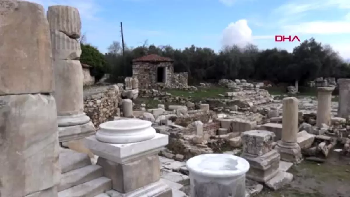 Muğla-bakırcılık mesleğini antik kent\'te yaşatmaya çalışıyor