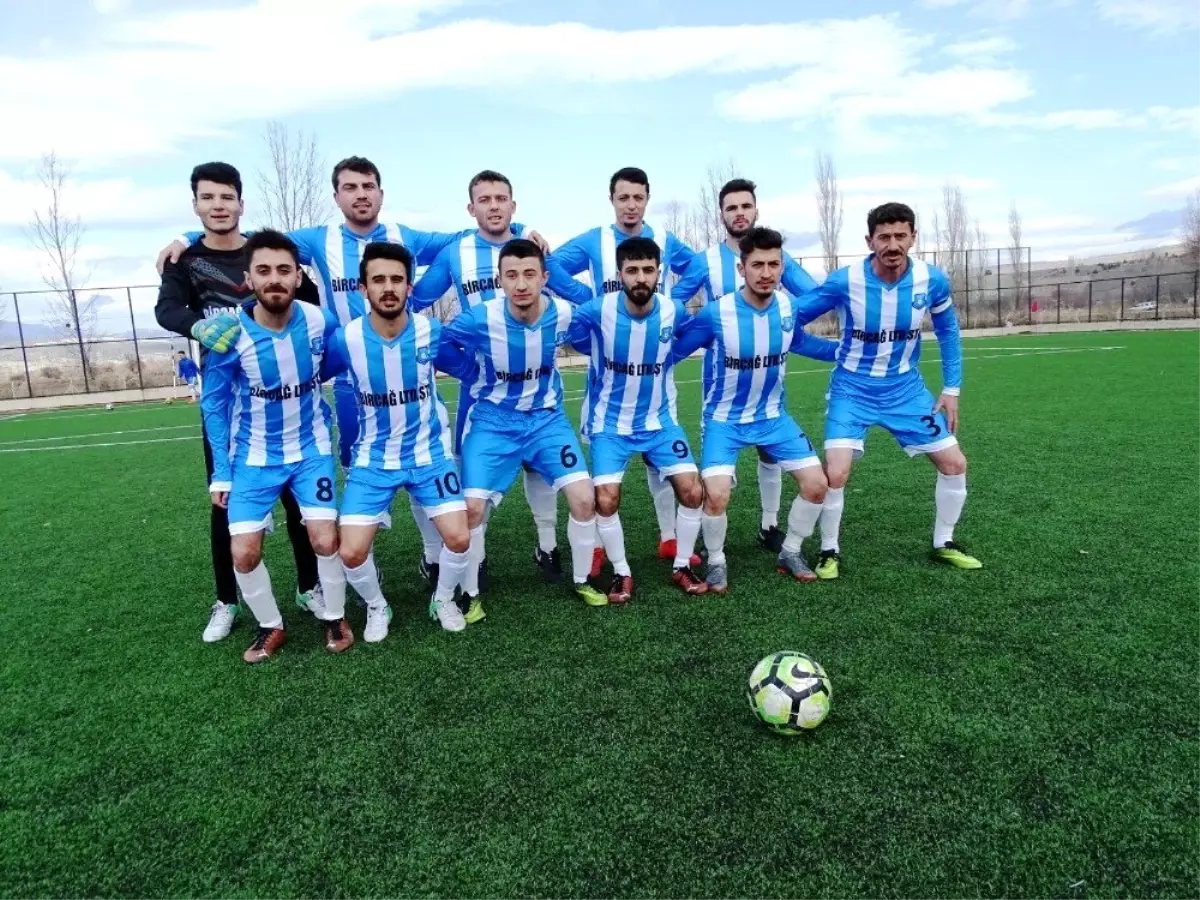 Şampiyon Hisarcık Belediyespor