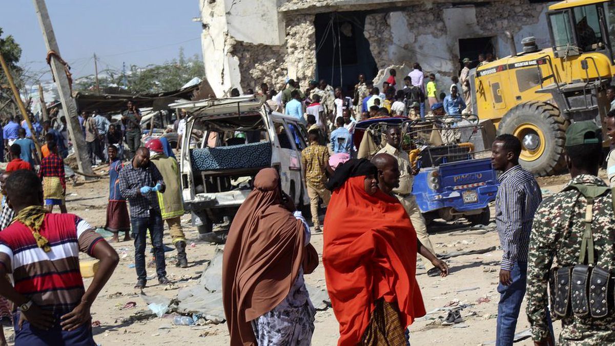 Somali\'deki bombalı saldırıda ağır yaralananlar tedavi için TSK\'nın uçağıyla Türkiye\'ye gönderildi