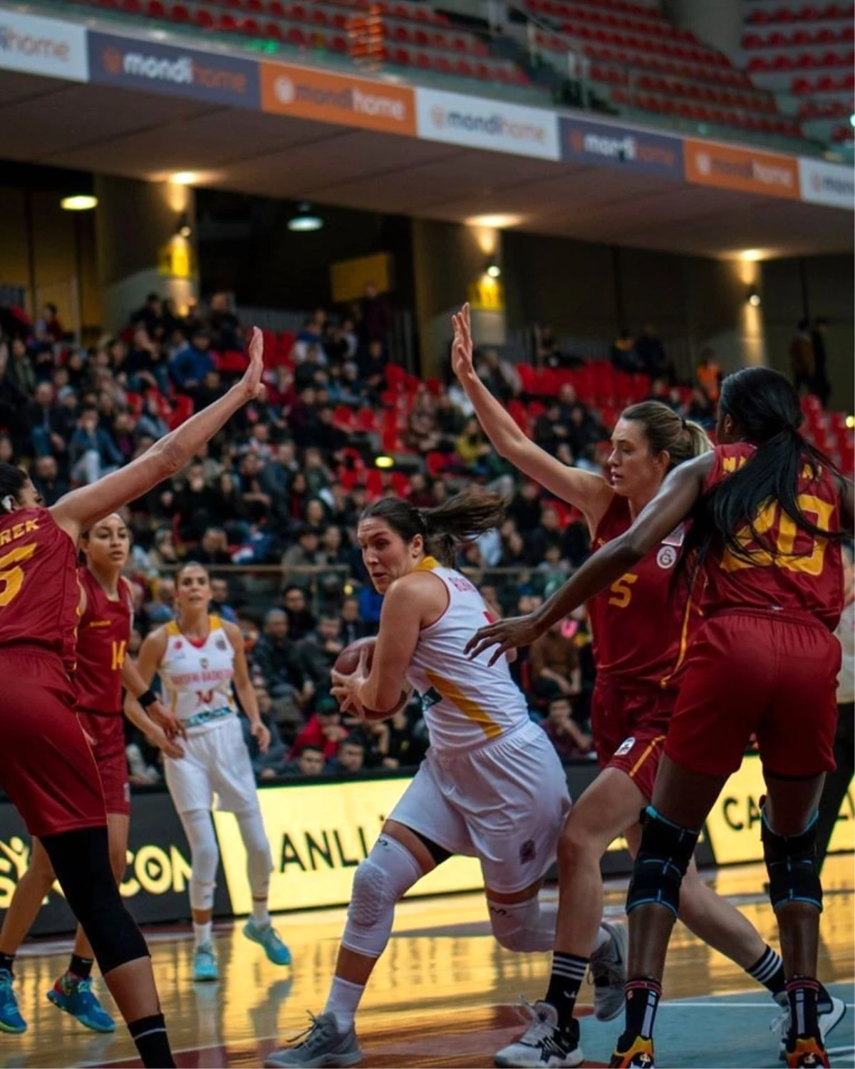 Türkiye Kadınlar Basketbol Süper Ligi maçı