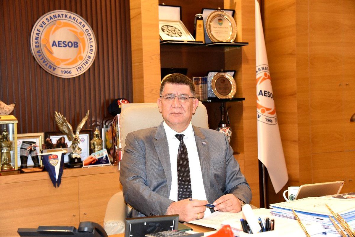 AESOB Başkanı Dere\'den yılbaşı alışverişinde merdivenaltı uyarısı