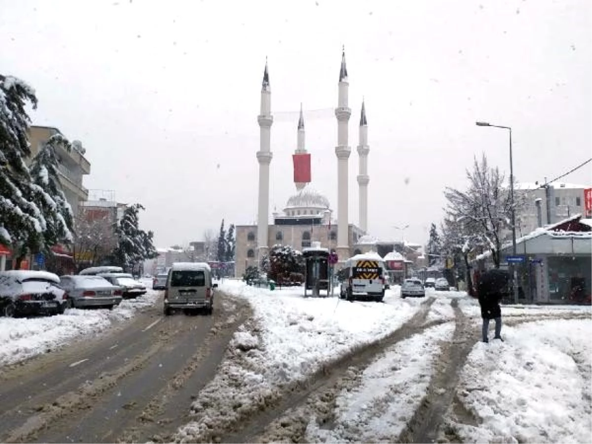 Antalya\'nın yüksek ilçelerinde kar yağışı (2)