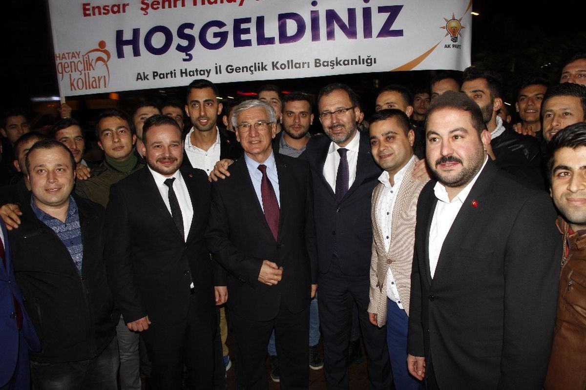 Bakan Kasapoğlu: "AK Partimiz hiçbir örneği görülmemiş bir surette 18 yıldır güçlü bir şekilde...