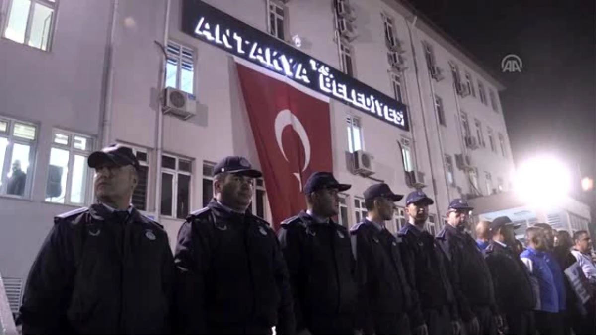 Bakan Kasapoğlu\'ndan AK Parti Hatay İl Başkanlığına ziyaret